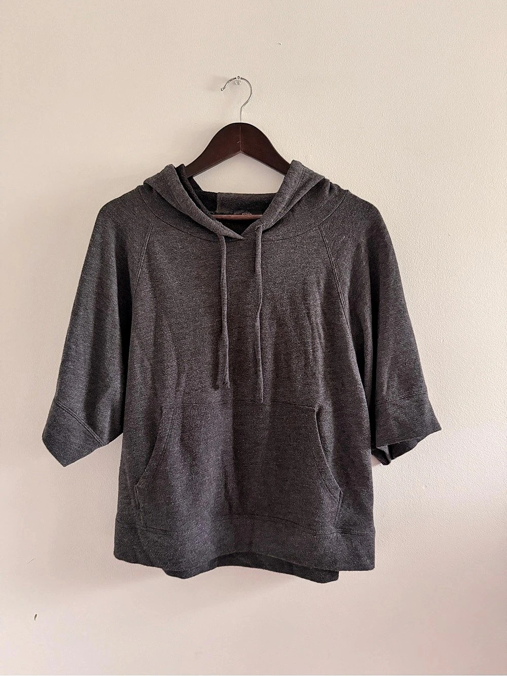 prAna Gray Short Sleeve Hoodie Large